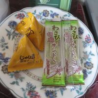 客室内にあったお茶請けのお菓子