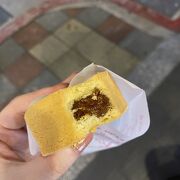 チョコ味のパイナップルケーキもある