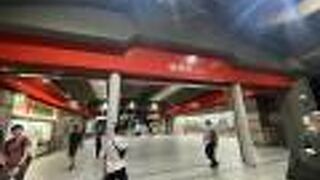 士林夜市の最寄り駅