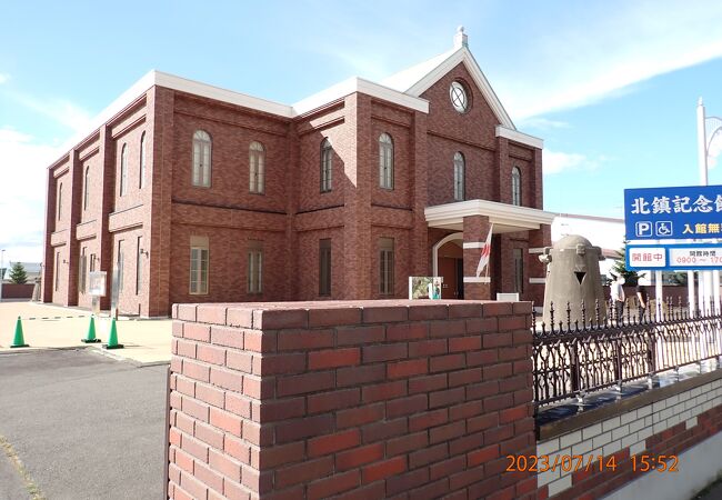 近隣には護国神社をはじめ見所あります