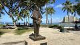 近代ハワイの体制づくりに貢献したプリンスクヒオ