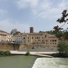 ティベリーナ島