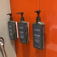 シャンプーなどは備え付けでした