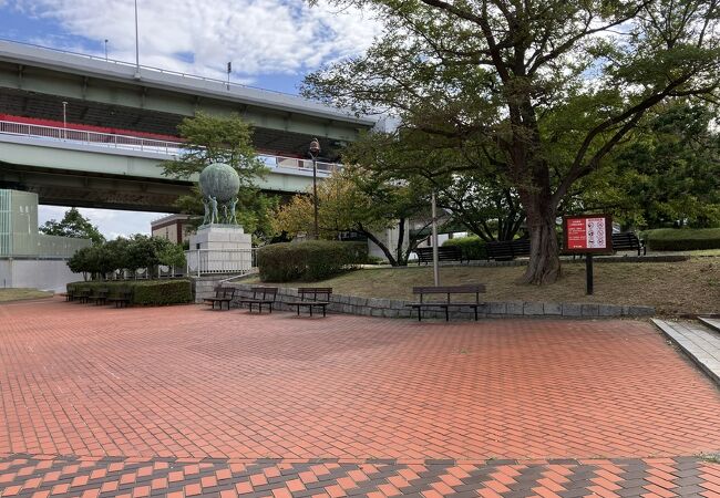 中公園・南公園・市民広場・北公園