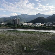 千曲川より