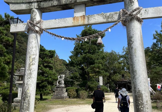 吉川家歴代の祖霊を祀る神社。境内散策おすすめです。