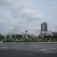 タークシン王モニュメント