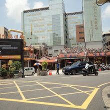 北大路から長和宮を望む