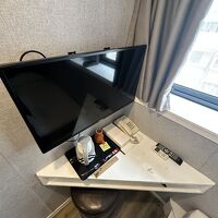 テレビ・ティーパックのお茶・スティック珈琲など