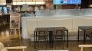 エイチズ クリーム アンド コーヒー THE OUTLETS HIROSHIMA店