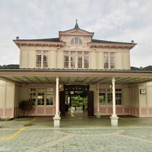 Tourist Information Center (観光案内所 JR日光駅構内)