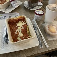 illyは、パスタ量がたっぷり