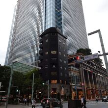 コレド室町１，２，３から少しだけ離れています