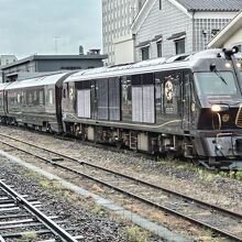 220x220_19504162.jpg?