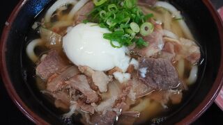 いただいたのは温玉肉うどん