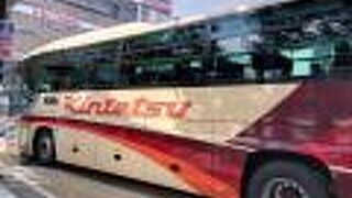 来たのは名阪近鉄バス