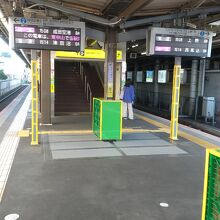 京成線 京成八幡駅