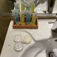 shampoo シャワーゲルミニボトル 石鹸 お水ペットボト