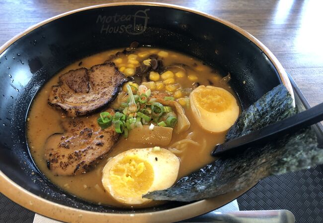 Motea House & Ramen