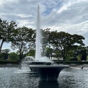 緑と噴水に癒される和田倉噴水公園