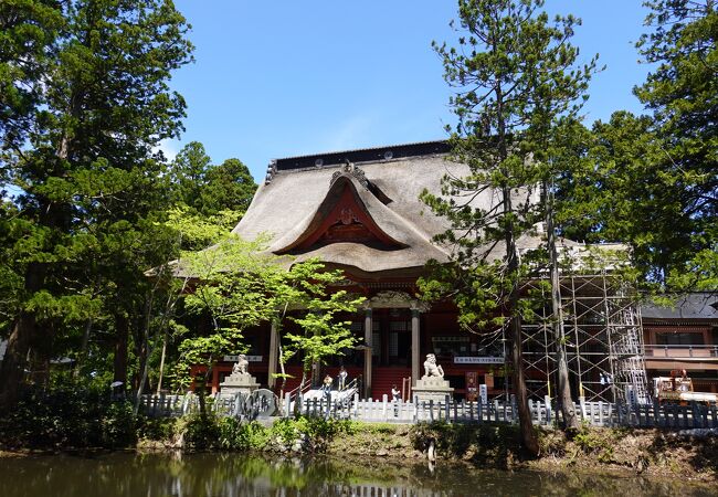 出羽三山神社の鏡池