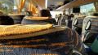 VISAとMASTERのタッチ決済が使えます