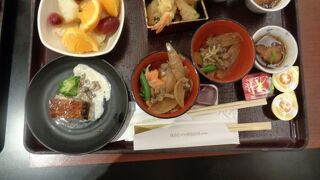 黒毛和牛のすき焼きが大好評