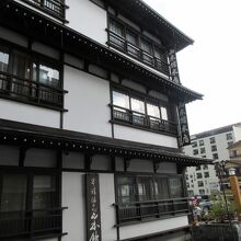 草津温泉　山本館