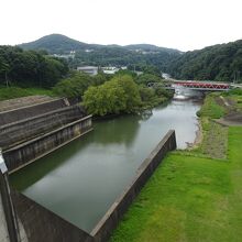 南部片富士湖(四十四田ダム)