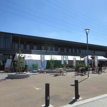 完全新規オープンなので施設も新しく余裕を持った造り 