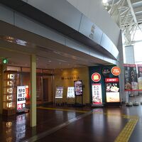 ３階駅直結の入り口