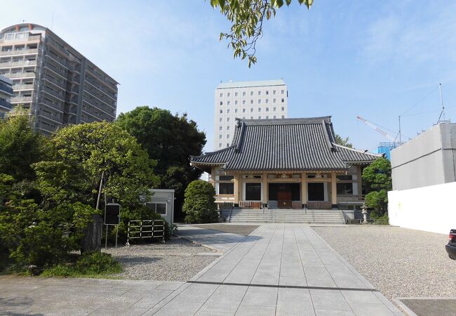 霊巌寺