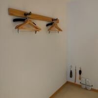 クローゼットが無い　ハンガーは多め