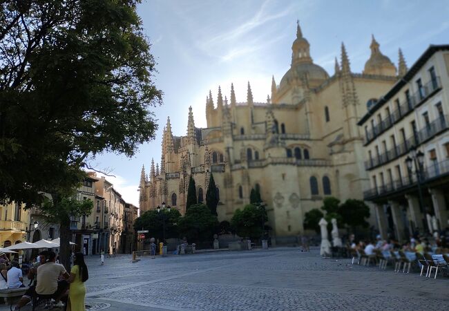 マヨール広場 クチコミ・アクセス・営業時間｜セゴビア【フォー