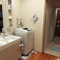 洗面所とバスルーム