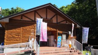 森の物産館「キョロロ」