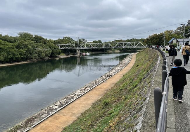 岡山城と後楽園の間を流れる川