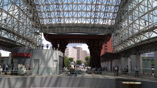 金沢駅のシンボル