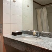 石造りのバスルームにも伝統を感じます