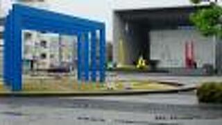 ＪＲ丸亀駅の南口駅前広場のスグ西側