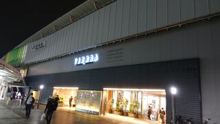 JR奈良駅のショッピングエリア