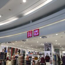 ユニクロ (スリアKLCC店)