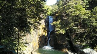 昇仙峡の人気の景勝地 仙娥滝