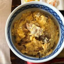 《食堂いなほ》稲穂風地鶏親子丼