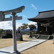 福島城跡の阿武隈川沿いにある神社