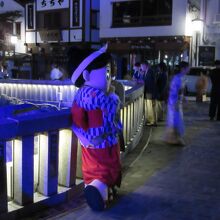 草津観光大使の「ゆもみちゃん」