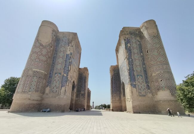 アク サライ宮殿跡