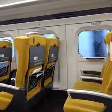 大半の乗客は盛岡駅で下車してしまった