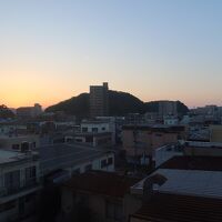 お部屋から米子城跡方面の夕焼けが見えました。