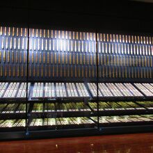 荒神谷遺跡から発掘された358本の銅剣